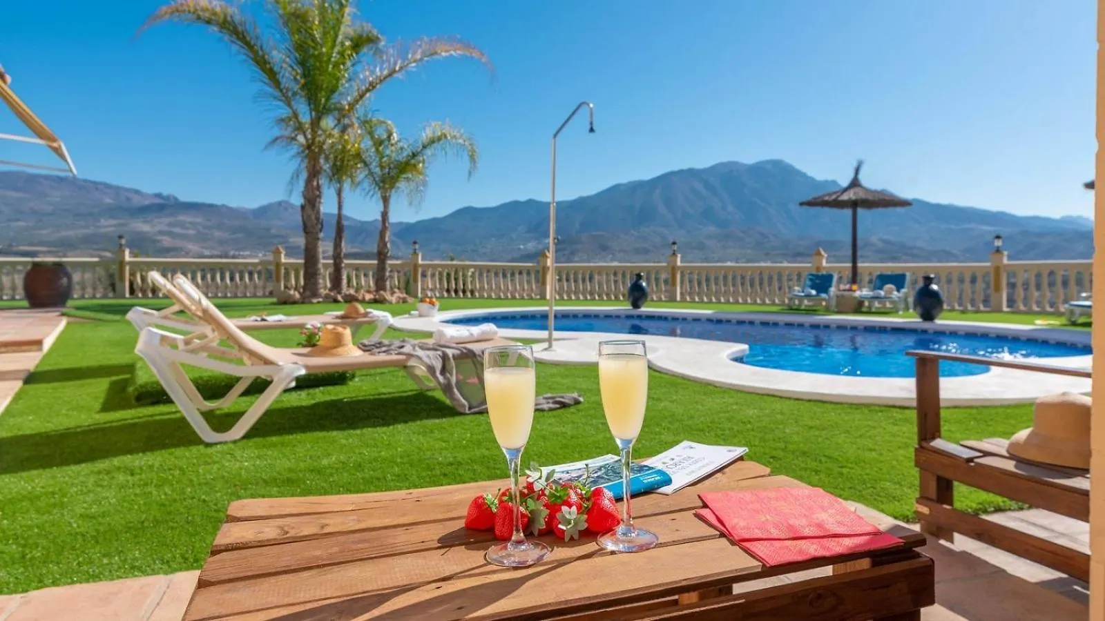 Cortijo Angela Vinuela By Ruralidays Villa